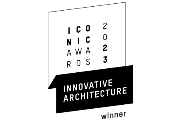 10/2023 – Wir freuen uns über eine erneute Auszeichnung für unser Projekt E12 E14 in Gießen: Die beiden Seminargebäude haben den Iconic Award „innovative architecture“ vom Rat für Formgebung gewonnen.